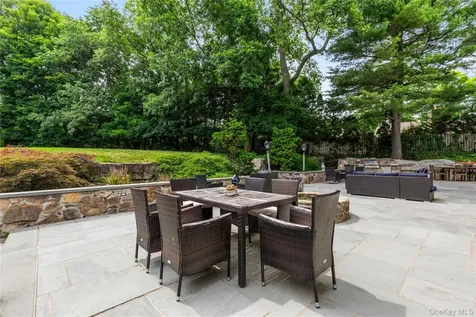 312 West Street Harrison NY 10528