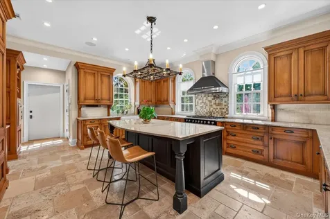 81 Montgomery Boulevard Atlantic Beach NY 11509