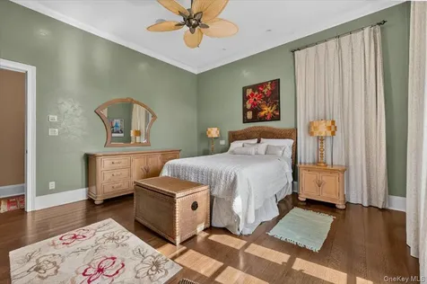 81 Montgomery Boulevard Atlantic Beach NY 11509