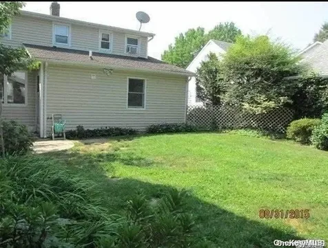 6 Dawes Avenue Syosset NY 11791