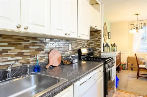 4 Sadore Lane Yonkers NY 10710