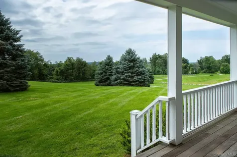 72 N Mabbettsville Road Millbrook NY 12545
