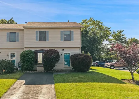 61 Zugibe Court West Haverstraw NY 10993
