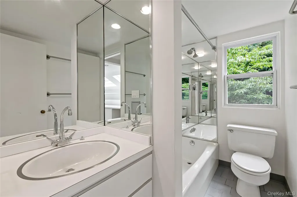 3 Tory Lane Scarsdale NY 10583