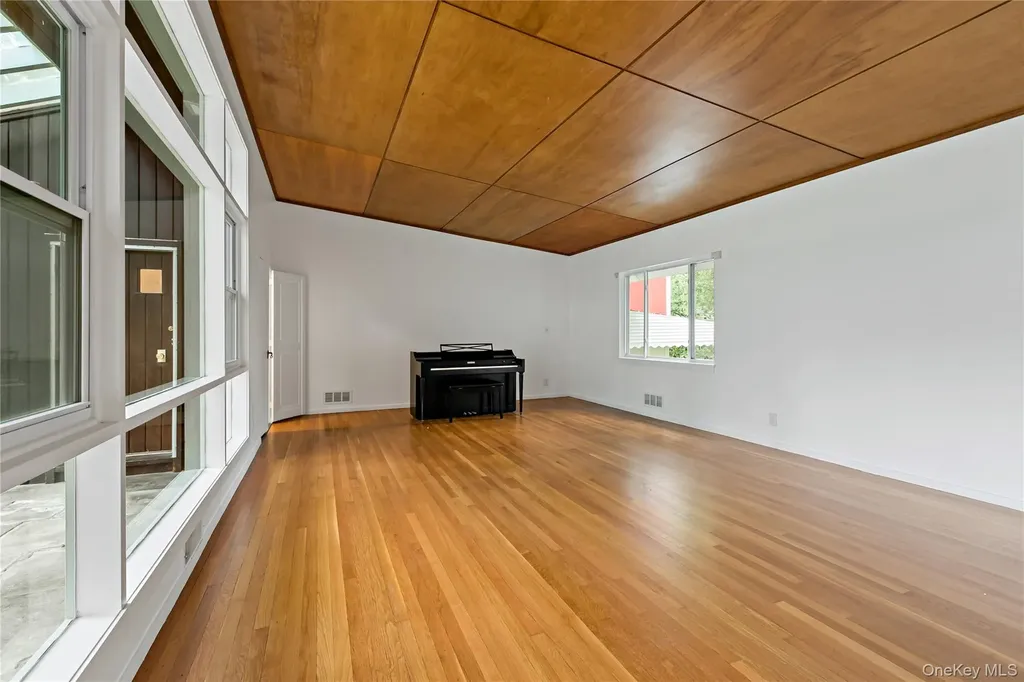 3 Tory Lane Scarsdale NY 10583