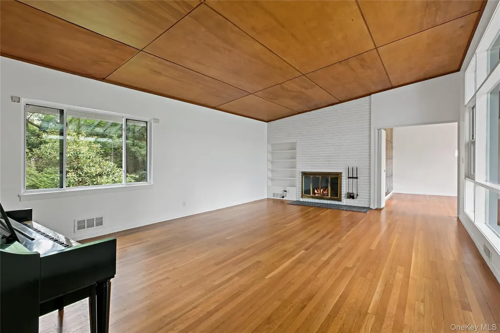 3 Tory Lane Scarsdale NY 10583