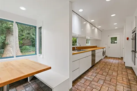 3 Tory Lane Scarsdale NY 10583