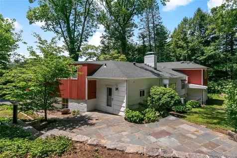 3 Tory Lane Scarsdale NY 10583