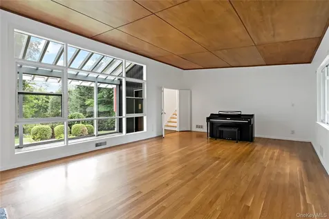 3 Tory Lane Scarsdale NY 10583