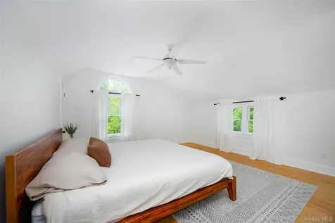 4 Cove Road Rhinebeck NY 12572