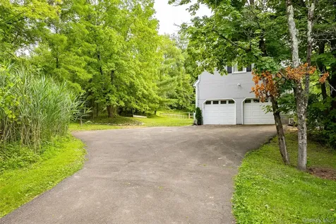 4 Cove Road Rhinebeck NY 12572
