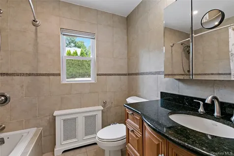 63 White Road Scarsdale NY 10583