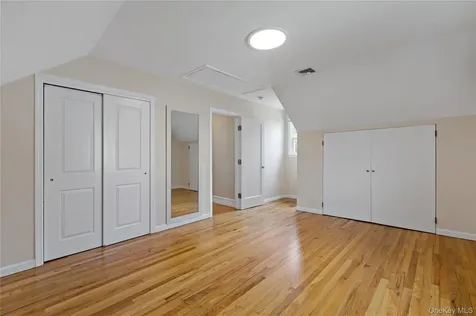 63 White Road Scarsdale NY 10583