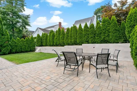 63 White Road Scarsdale NY 10583