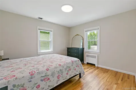 63 White Road Scarsdale NY 10583