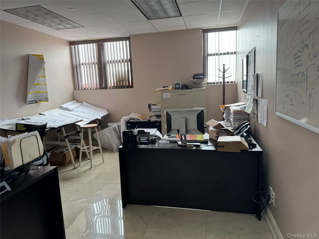 146 E 2nd Street Mineola NY 11501