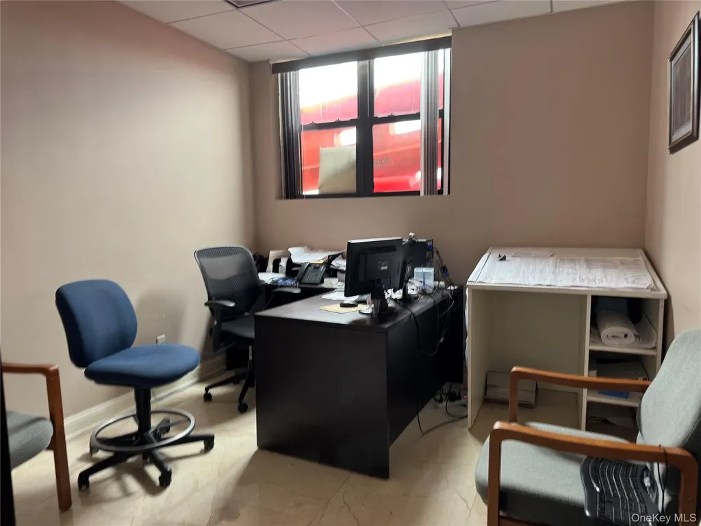 146 E 2nd Street Mineola NY 11501