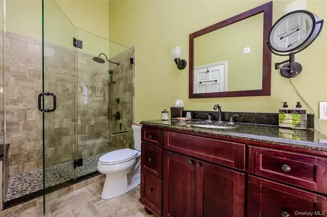 262 Rose Street Massapequa Park NY 11762