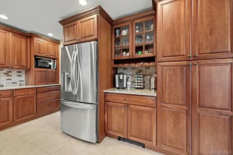 19 Lindy Drive Carmel NY 10512