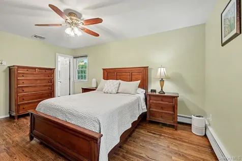 19 Lindy Drive Carmel NY 10512