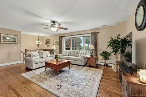 19 Lindy Drive Carmel NY 10512