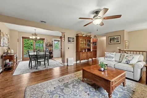19 Lindy Drive Carmel NY 10512