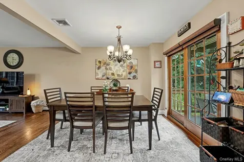 19 Lindy Drive Carmel NY 10512
