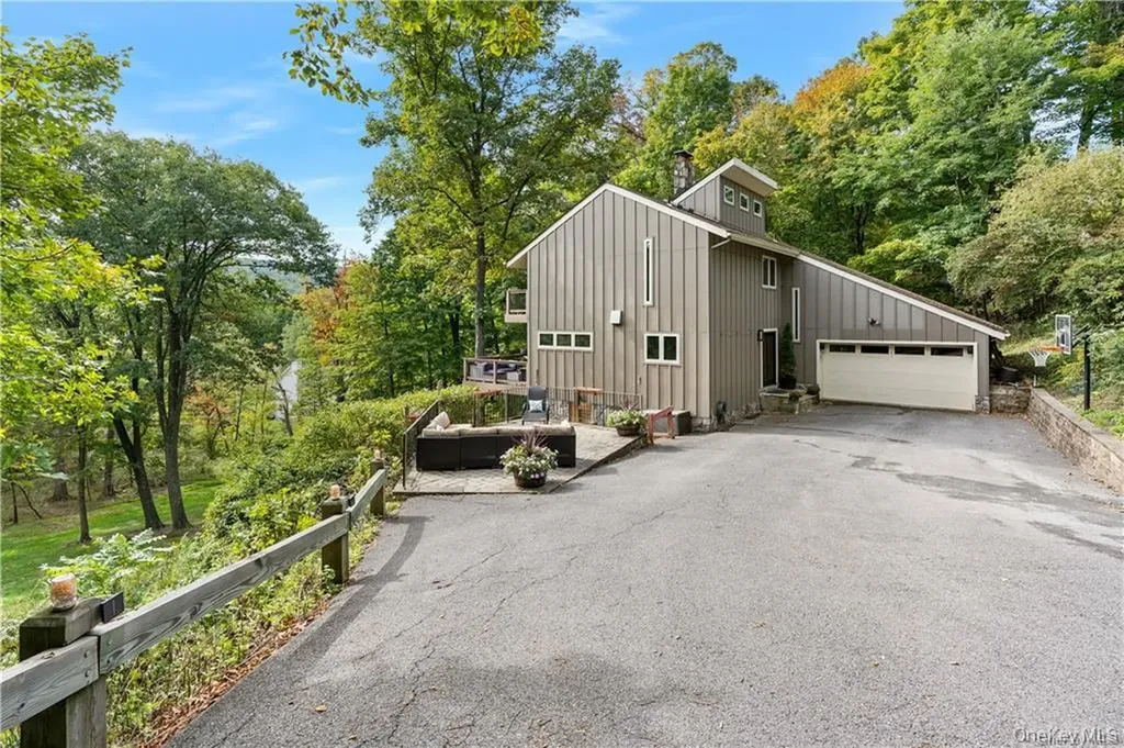 13 Kings Point Lane Washingtonville NY 10992