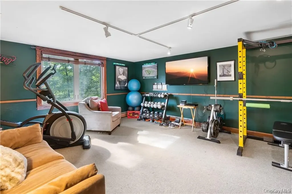 13 Kings Point Lane Washingtonville NY 10992