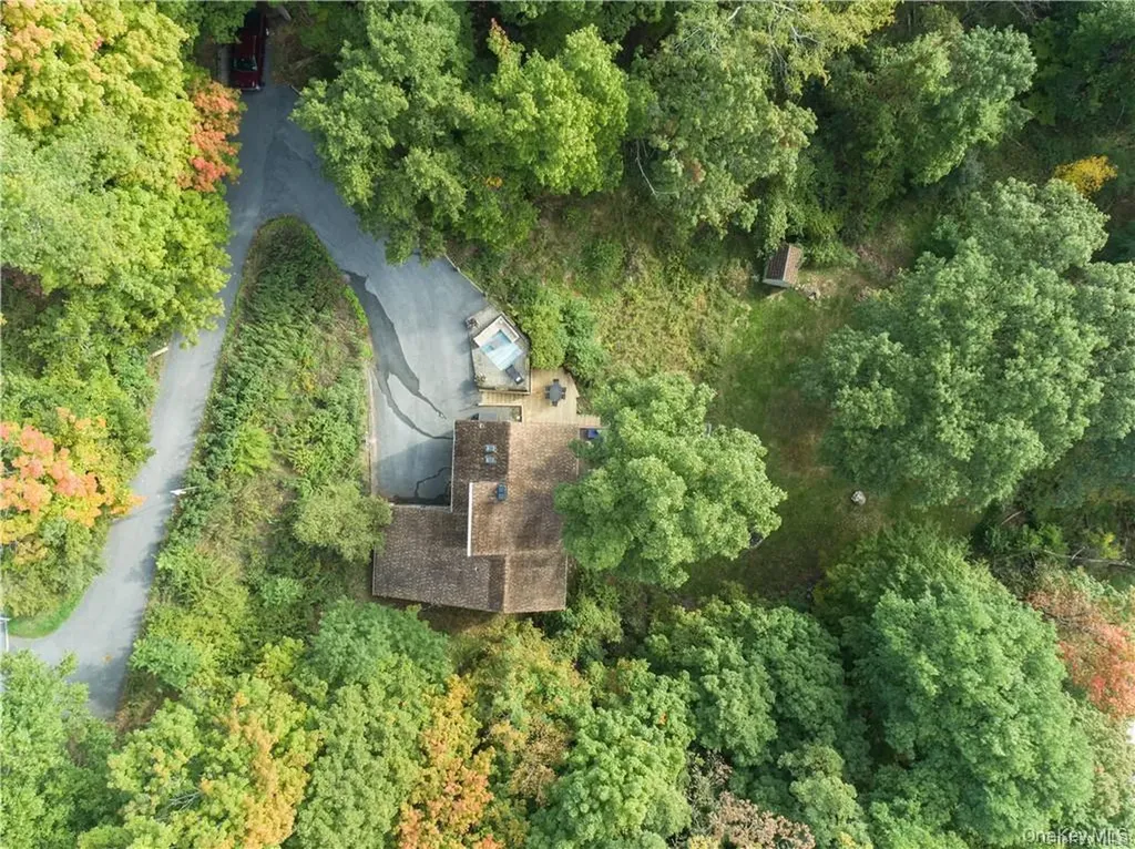13 Kings Point Lane Washingtonville NY 10992