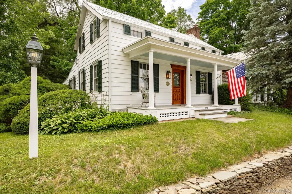 101 County Route 19 Hudson NY 12541