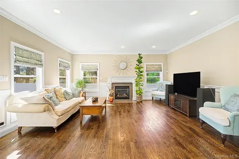 62 Georgia Drive Syosset NY 11791