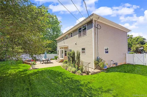 62 Georgia Drive Syosset NY 11791