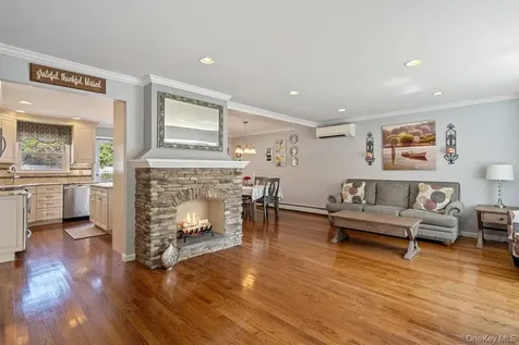 115 Lambert Avenue Farmingdale NY 11735