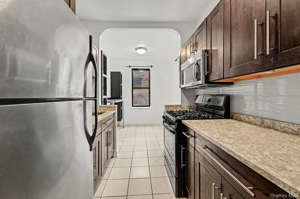 210 Martine Avenue White Plains NY 10601