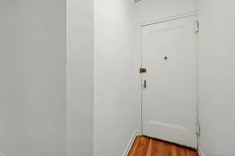 210 Martine Avenue White Plains NY 10601