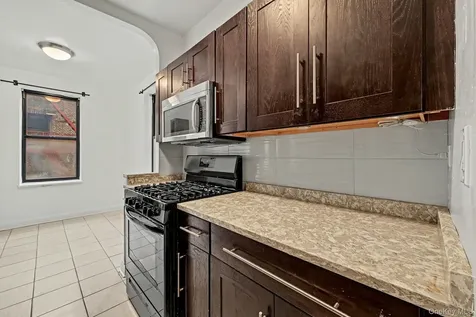 210 Martine Avenue White Plains NY 10601