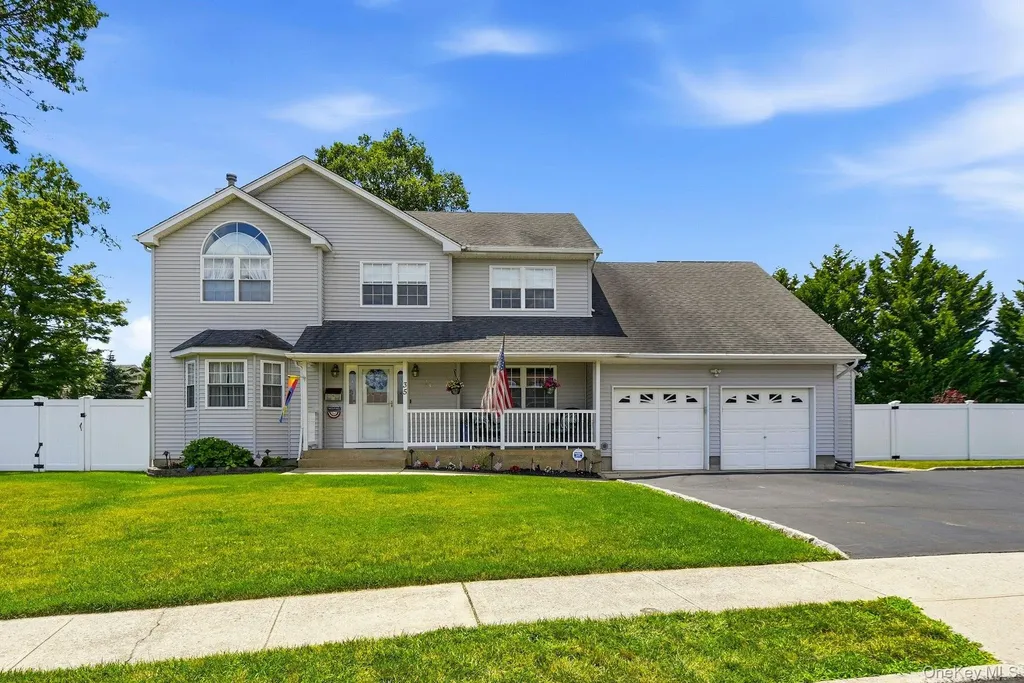 35 Dennis Lane Bethpage NY 11714