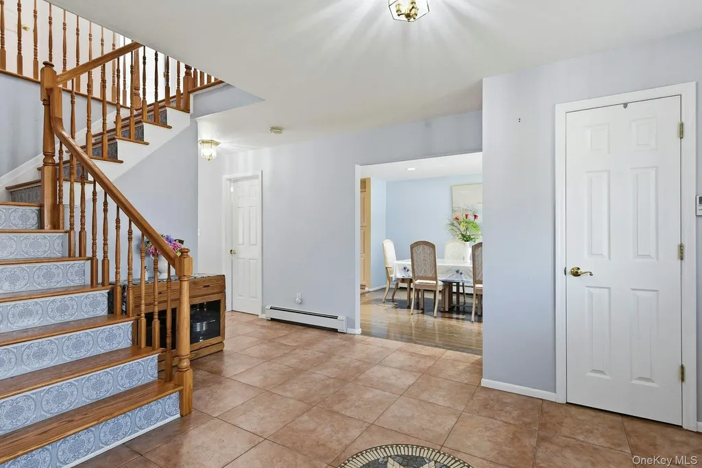 35 Dennis Lane Bethpage NY 11714