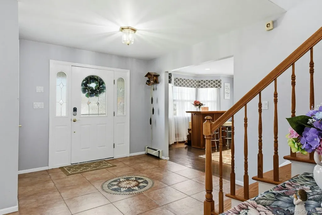 35 Dennis Lane Bethpage NY 11714