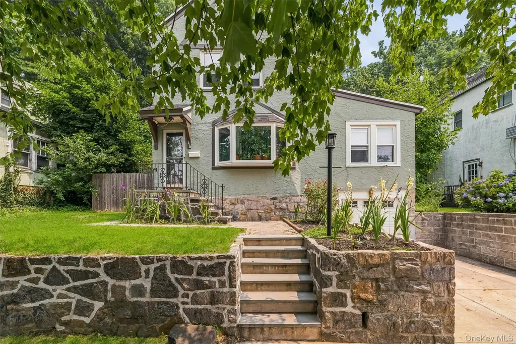 218 Sedgwick Avenue Yonkers NY 10705
