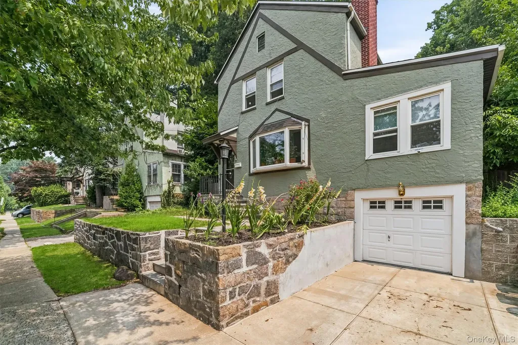 218 Sedgwick Avenue Yonkers NY 10705