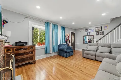 218 Sedgwick Avenue Yonkers NY 10705