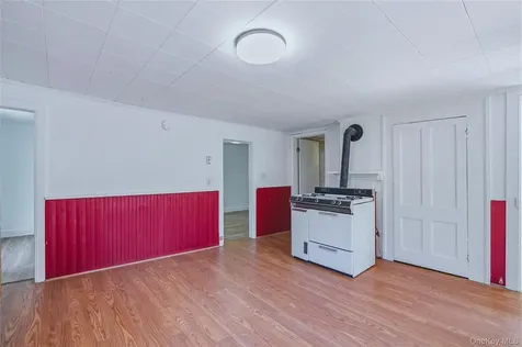 5 Wilbur Avenue Kingston NY 12401