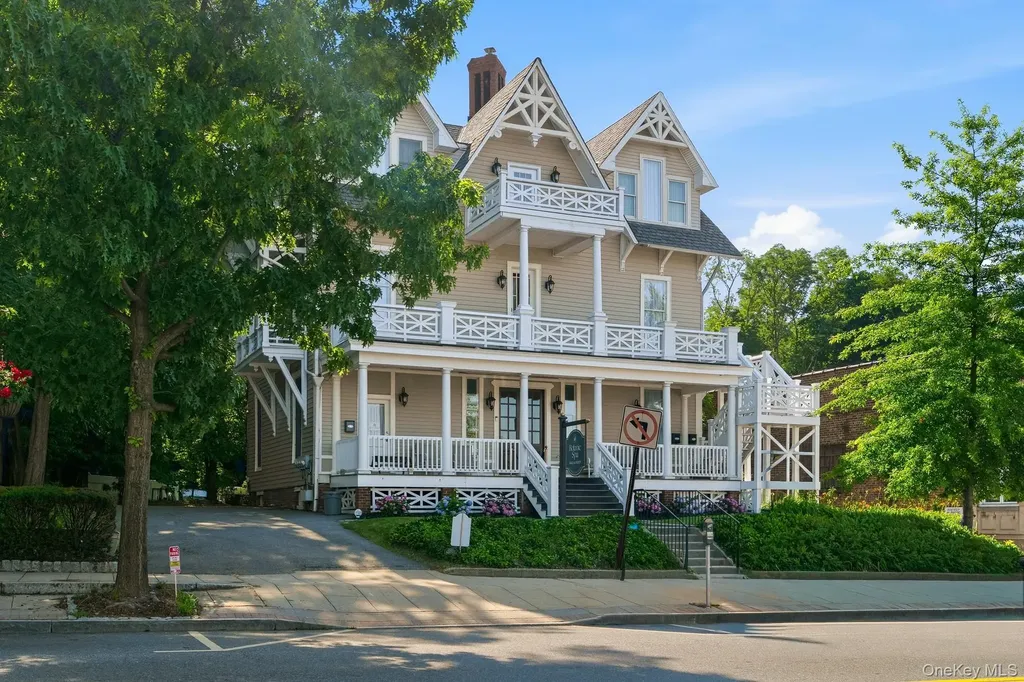 54 N Broadway Tarrytown NY 10591