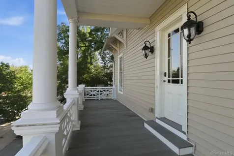 54 N Broadway Tarrytown NY 10591