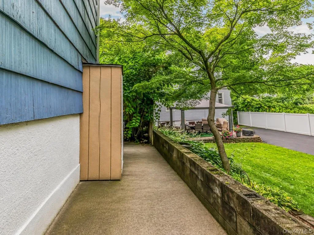 642 Park Avenue Yonkers NY 10703