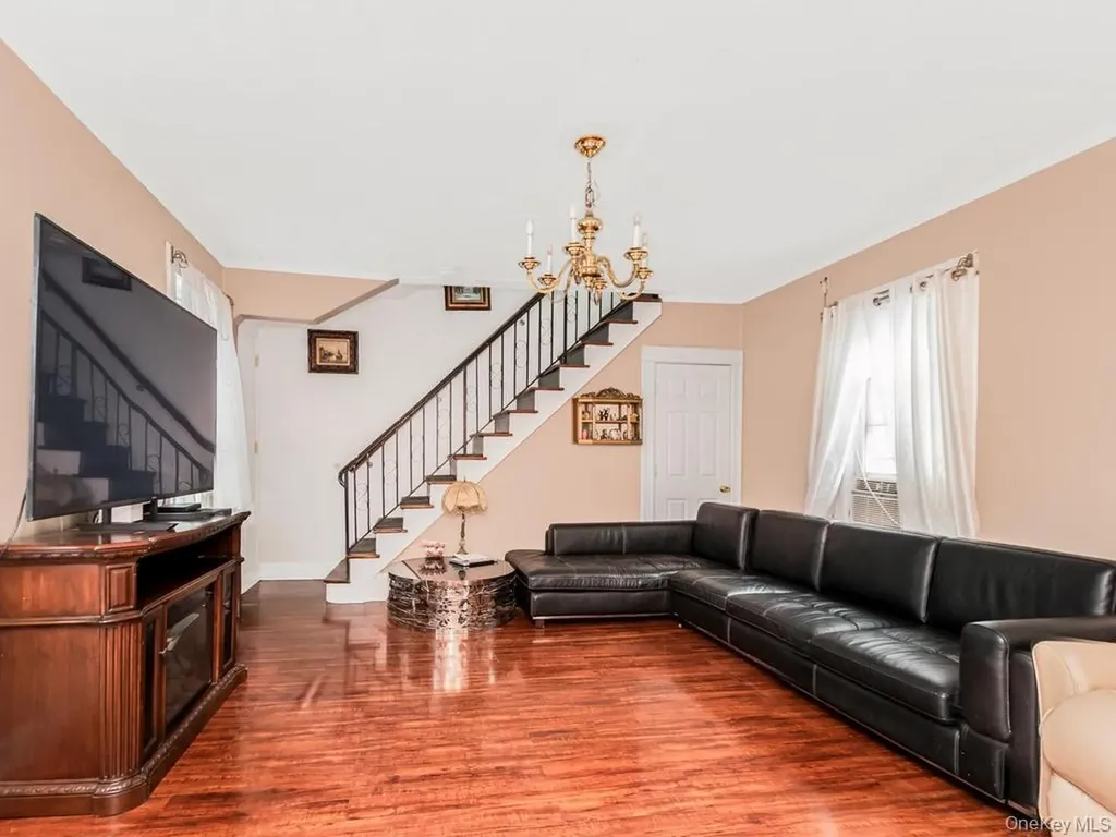 642 Park Avenue Yonkers NY 10703