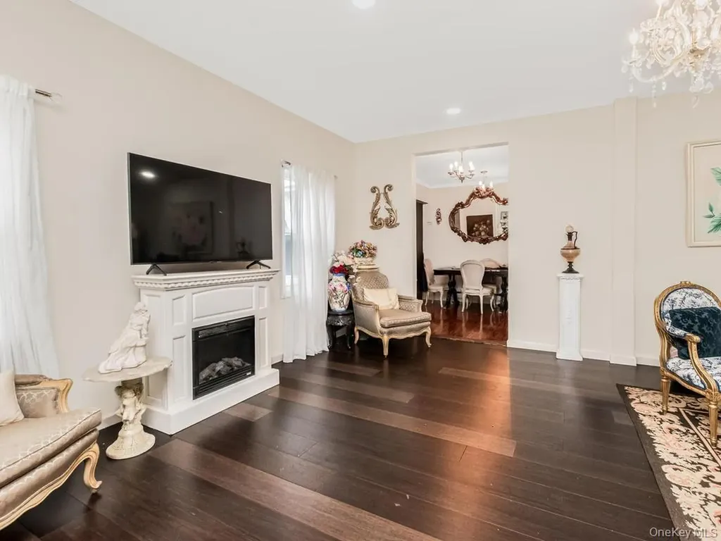 642 Park Avenue Yonkers NY 10703