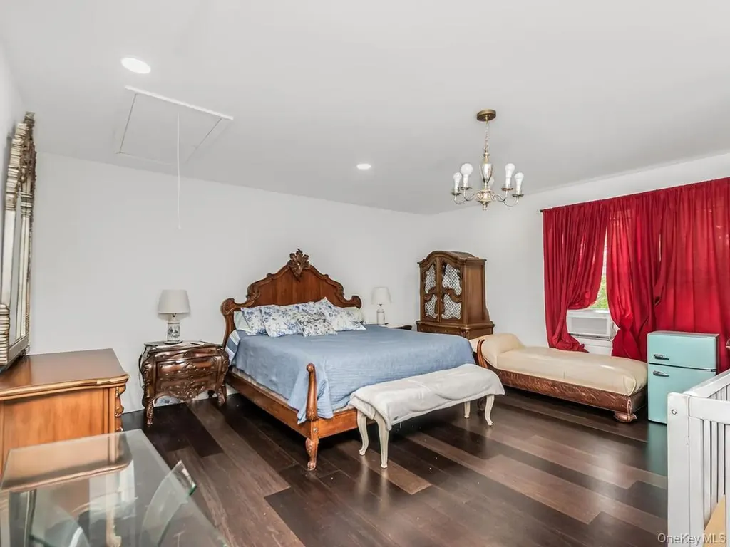 642 Park Avenue Yonkers NY 10703